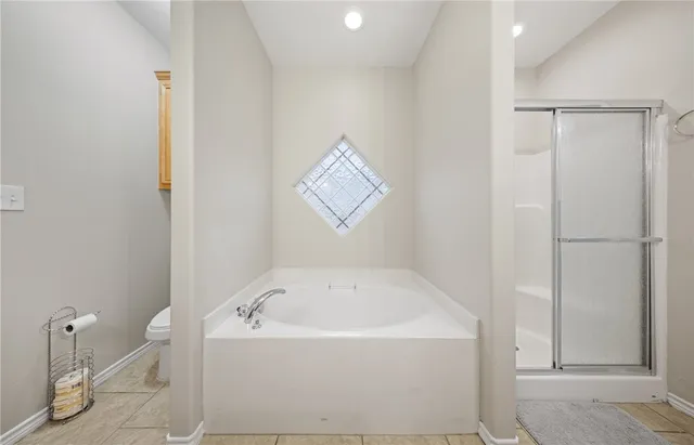 $2,100 | 3613 Berkeley Drive, Corpus Christi, TX 78414