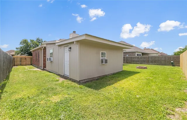 $2,100 | 3613 Berkeley Drive, Corpus Christi, TX 78414
