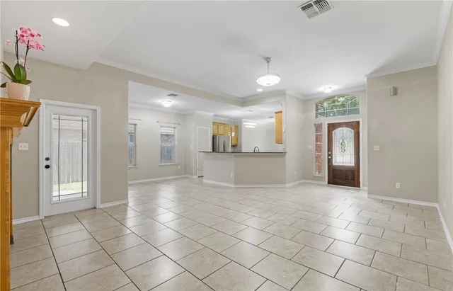 $2,100 | 3613 Berkeley Drive, Corpus Christi, TX 78414