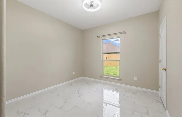 $2,100 | 3613 Berkeley Drive, Corpus Christi, TX 78414