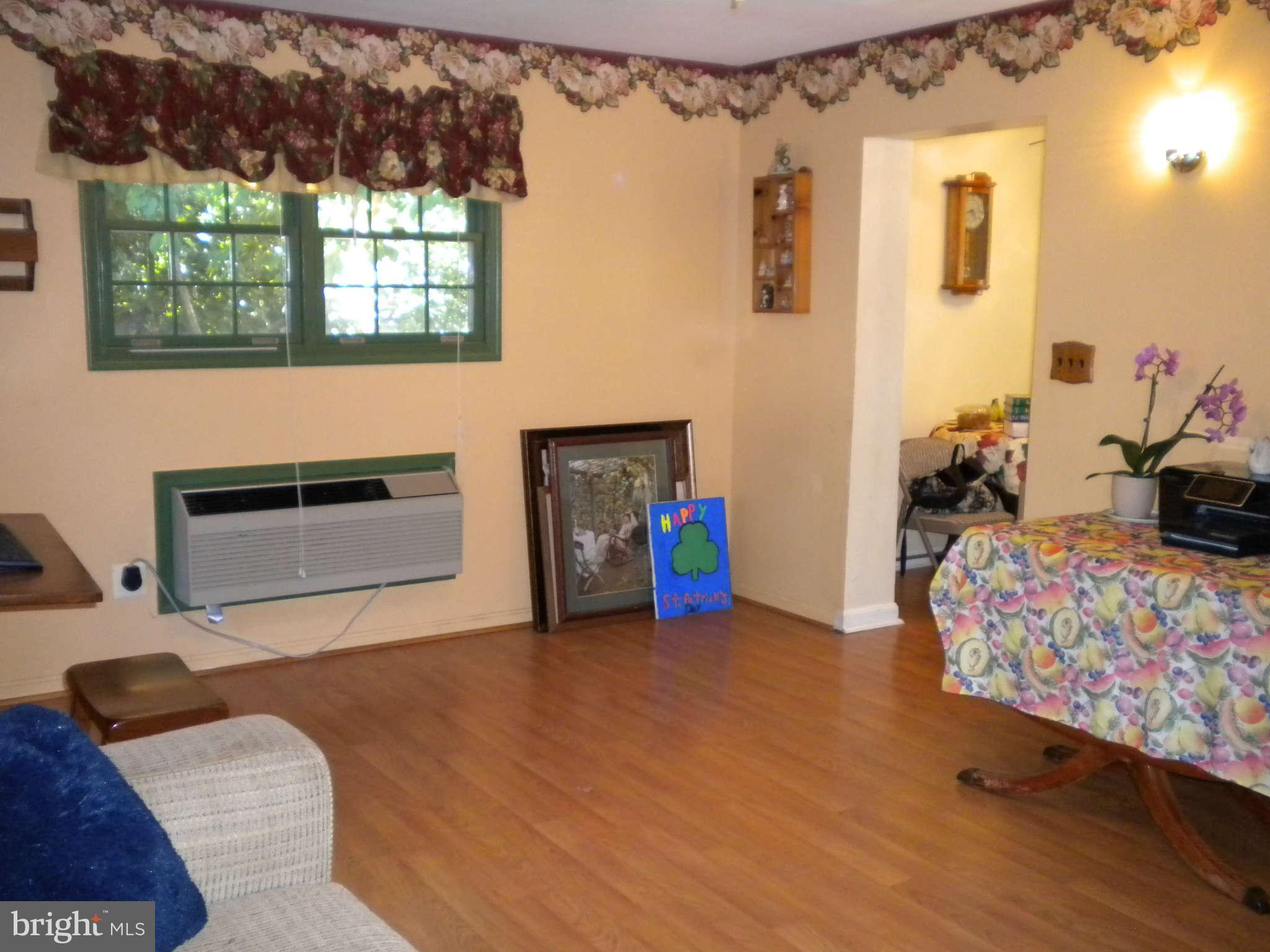 1925 Leonard Road Falls Church, VA 22043 - Photo 11 of 20 Family Room