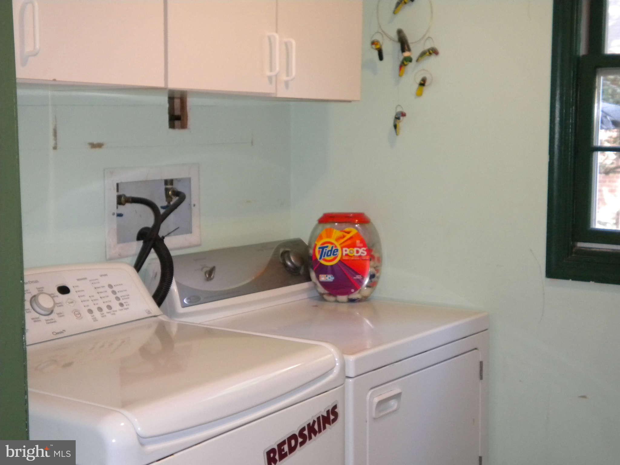 1925 Leonard Road Falls Church, VA 22043 - Photo 12 of 20 Laundry room