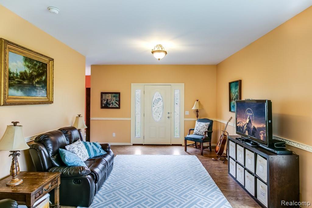 19477 Fry Road Northville, MI 48167 - Photo 28 of 32 Gallery Image 28