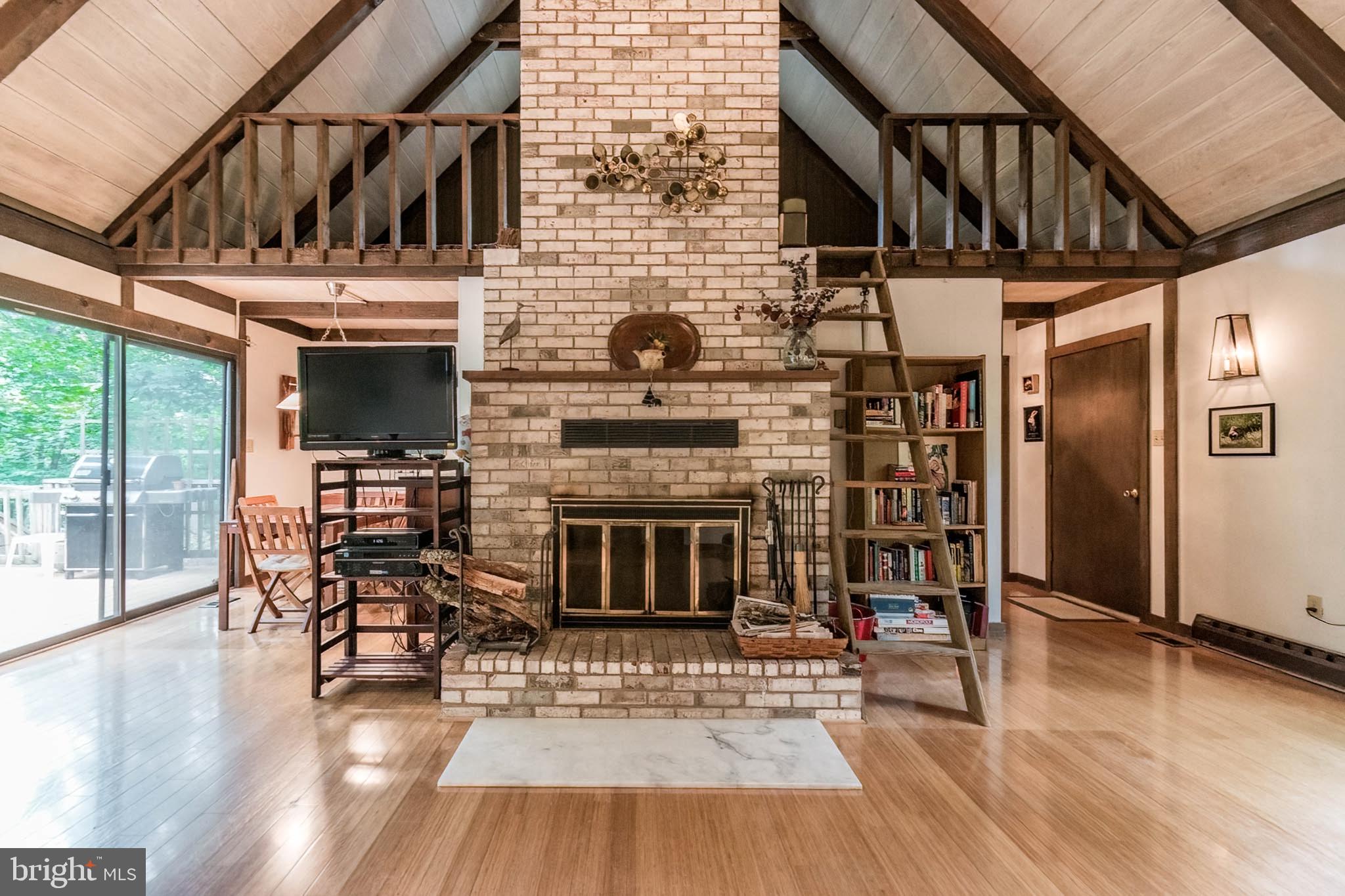 85 Valley View Road Basye, VA 22842 - Photo 14 of 54