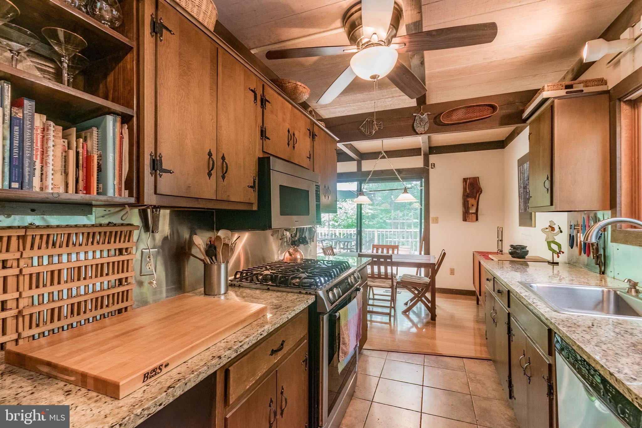 85 Valley View Road Basye, VA 22842 - Photo 24 of 54