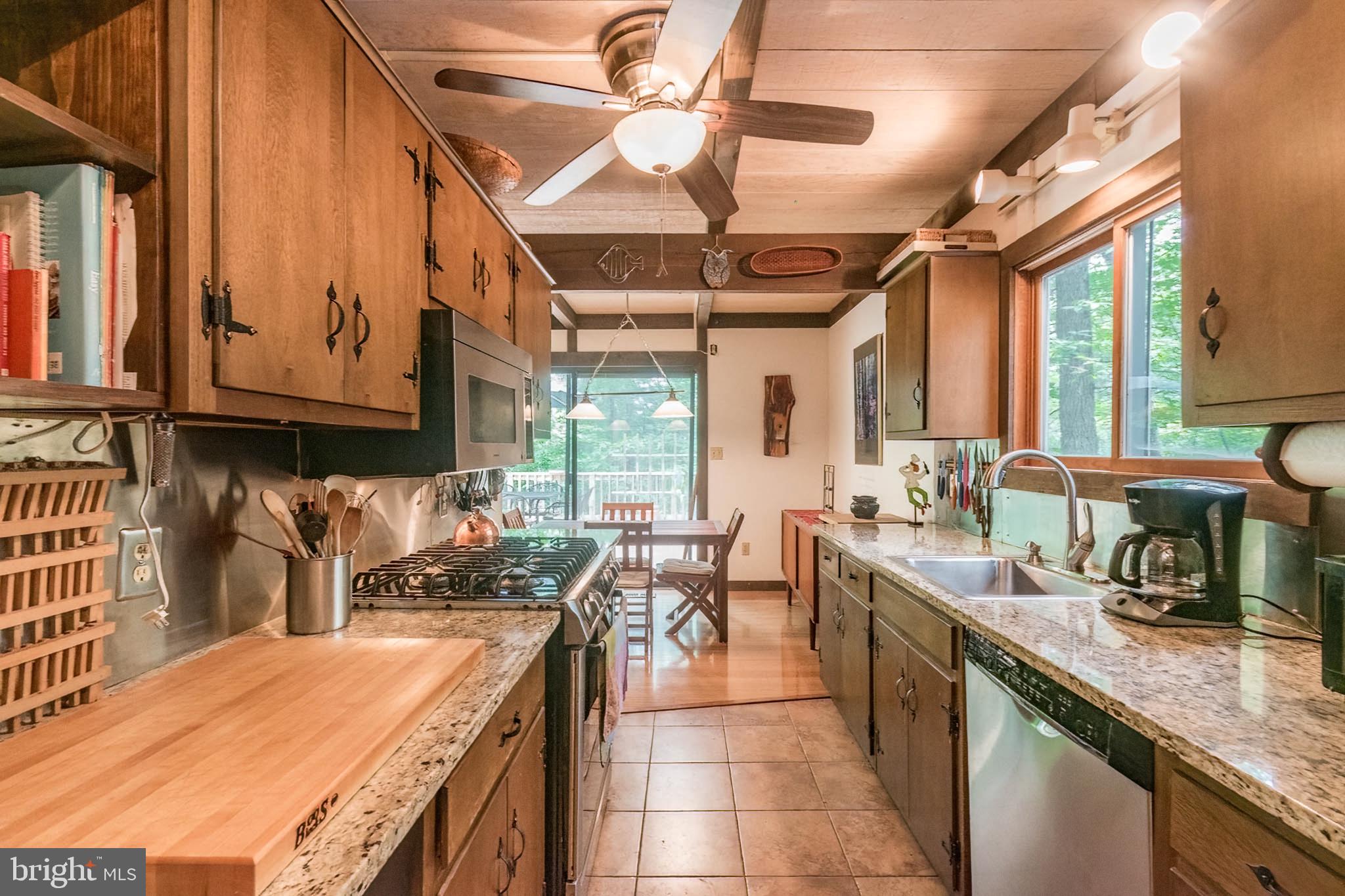 85 Valley View Road Basye, VA 22842 - Photo 25 of 54