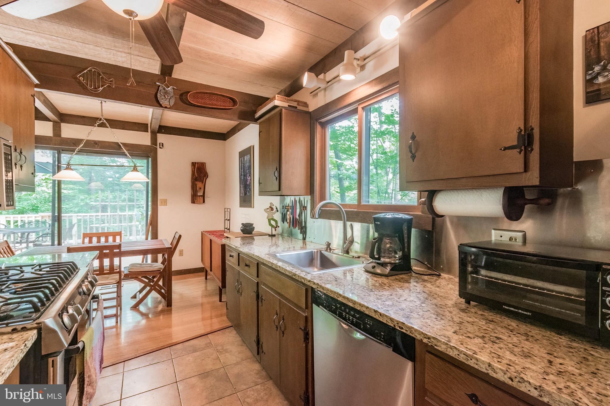 85 Valley View Road Basye, VA 22842 - Photo 26 of 54