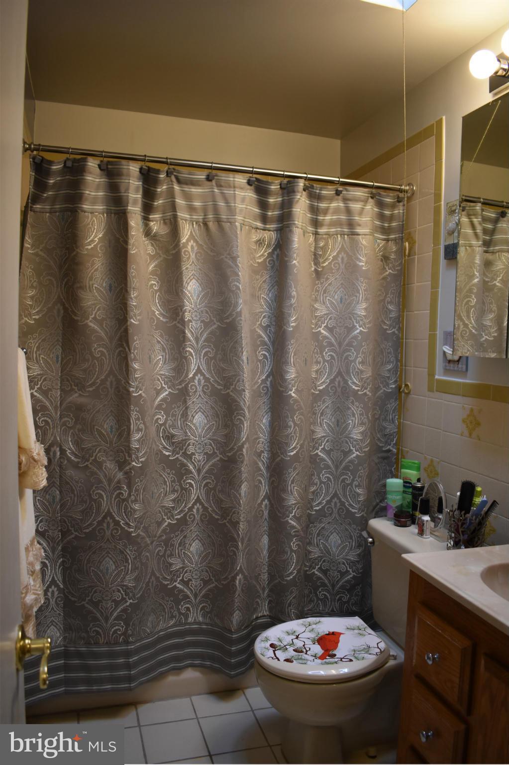 1617 Manor Road Baltimore, MD 21222 - Photo 17 of 28 Bath