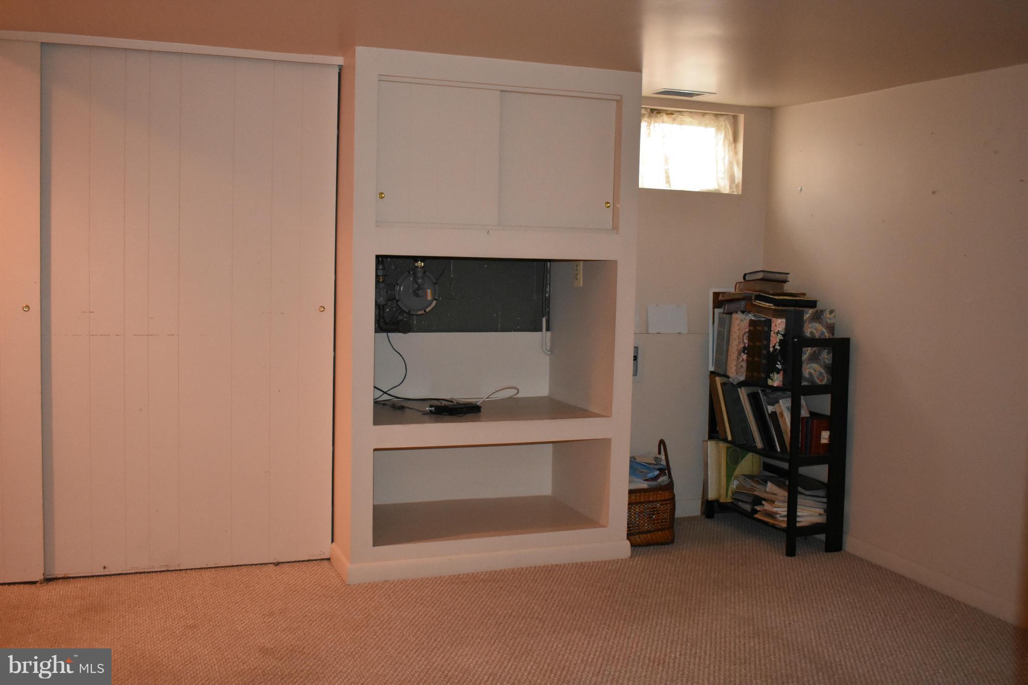 1617 Manor Road Baltimore, MD 21222 - Photo 20 of 28 Family Room in LL or Potential 3rd BR