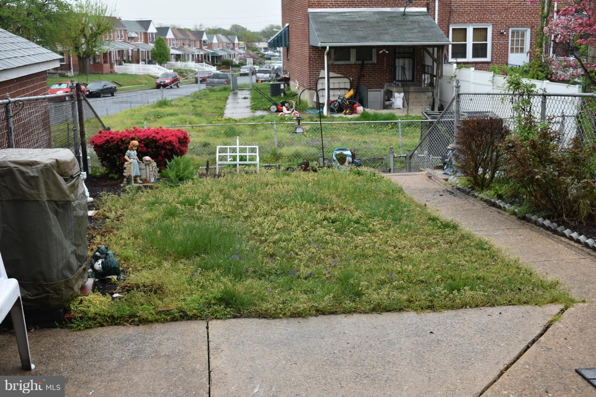 1617 Manor Road Baltimore, MD 21222 - Photo 27 of 28 Fenced Yard