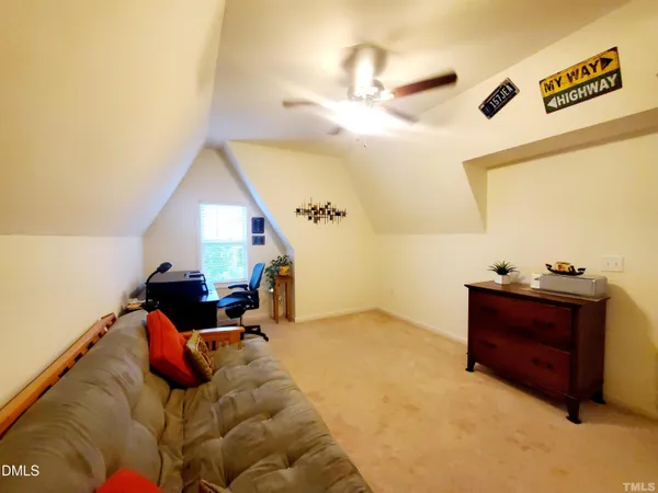 a bed room with a bed
