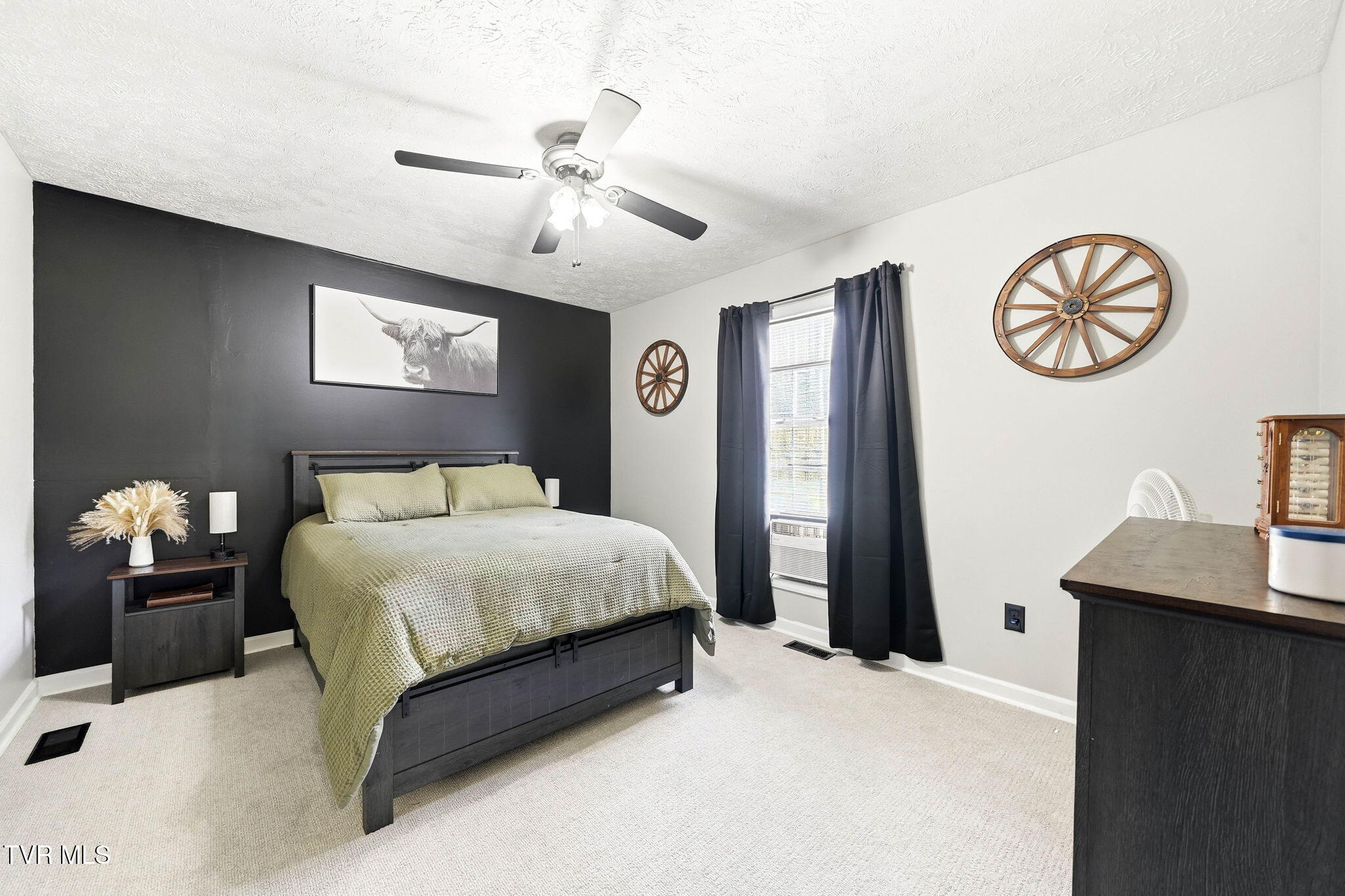 9879 Hunters Valley W Road Duffield, VA 24244 - Photo 12 of 38 12-web-or-mls-9879 Hunters Valley W Rd-1