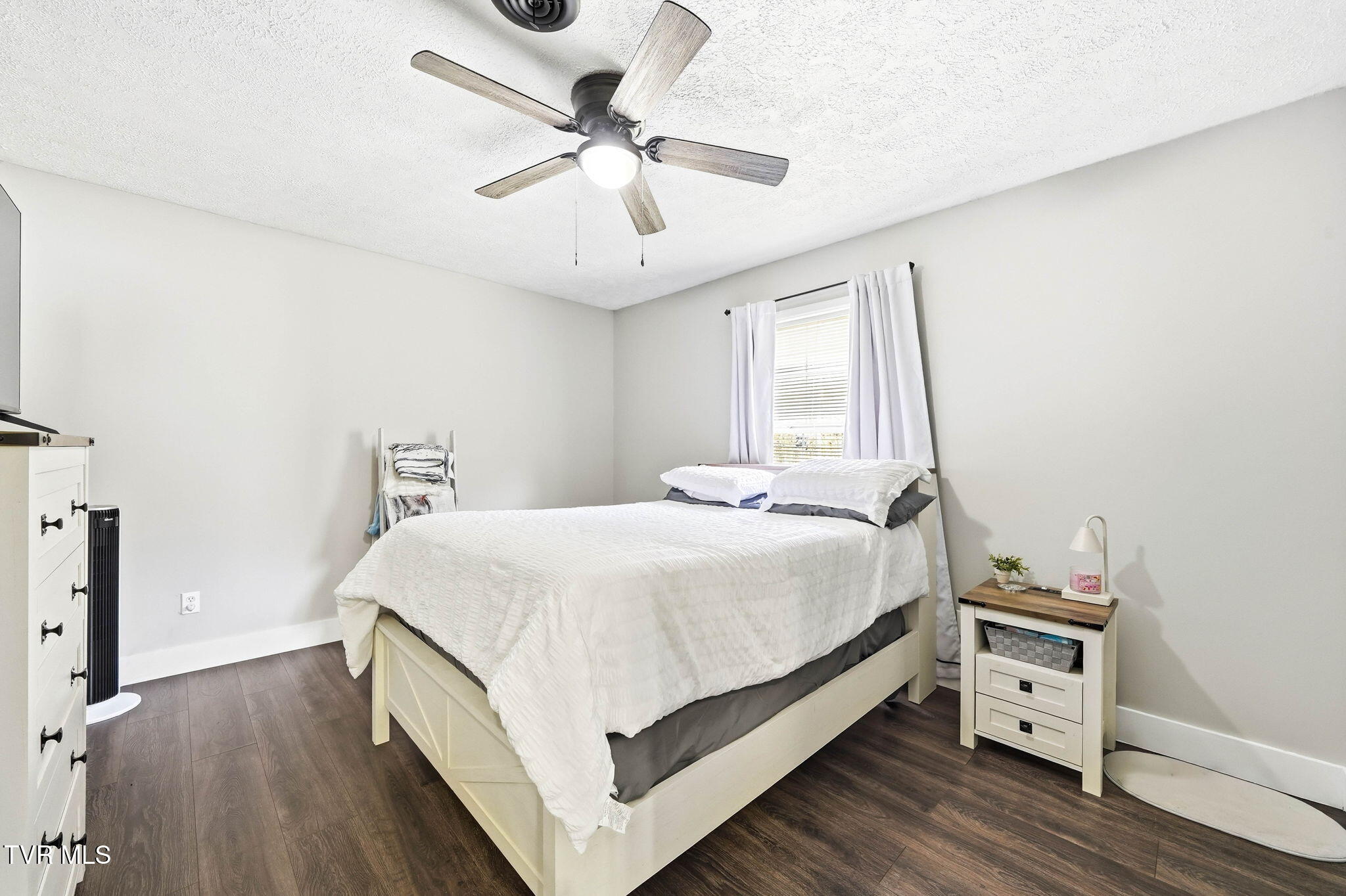 9879 Hunters Valley W Road Duffield, VA 24244 - Photo 15 of 38 15-web-or-mls-9879 Hunters Valley W Rd-1