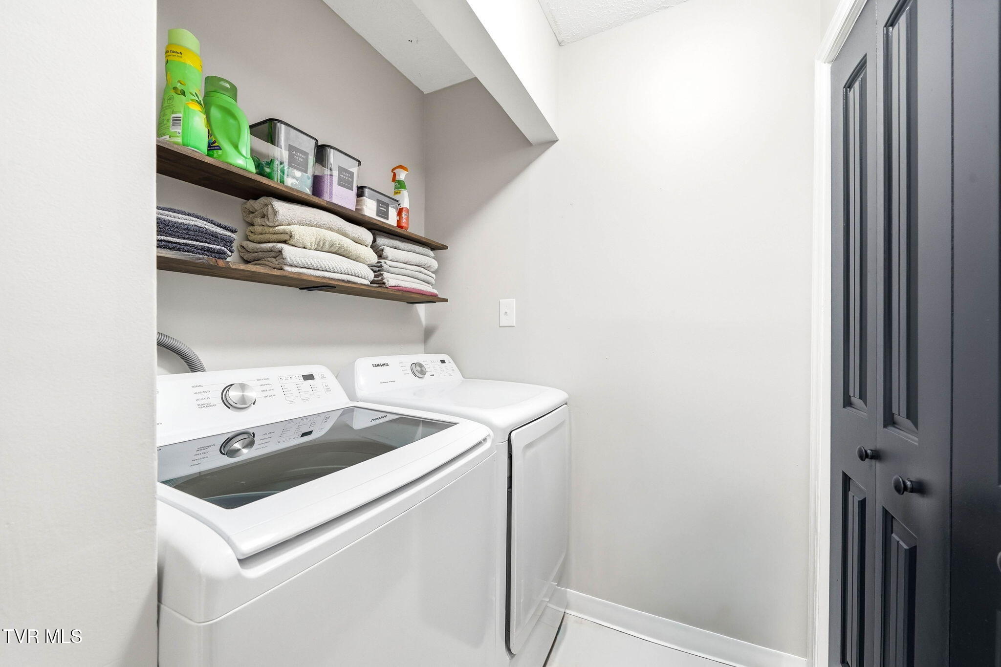 9879 Hunters Valley W Road Duffield, VA 24244 - Photo 27 of 38 27-web-or-mls-9879 Hunters Valley W Rd-2