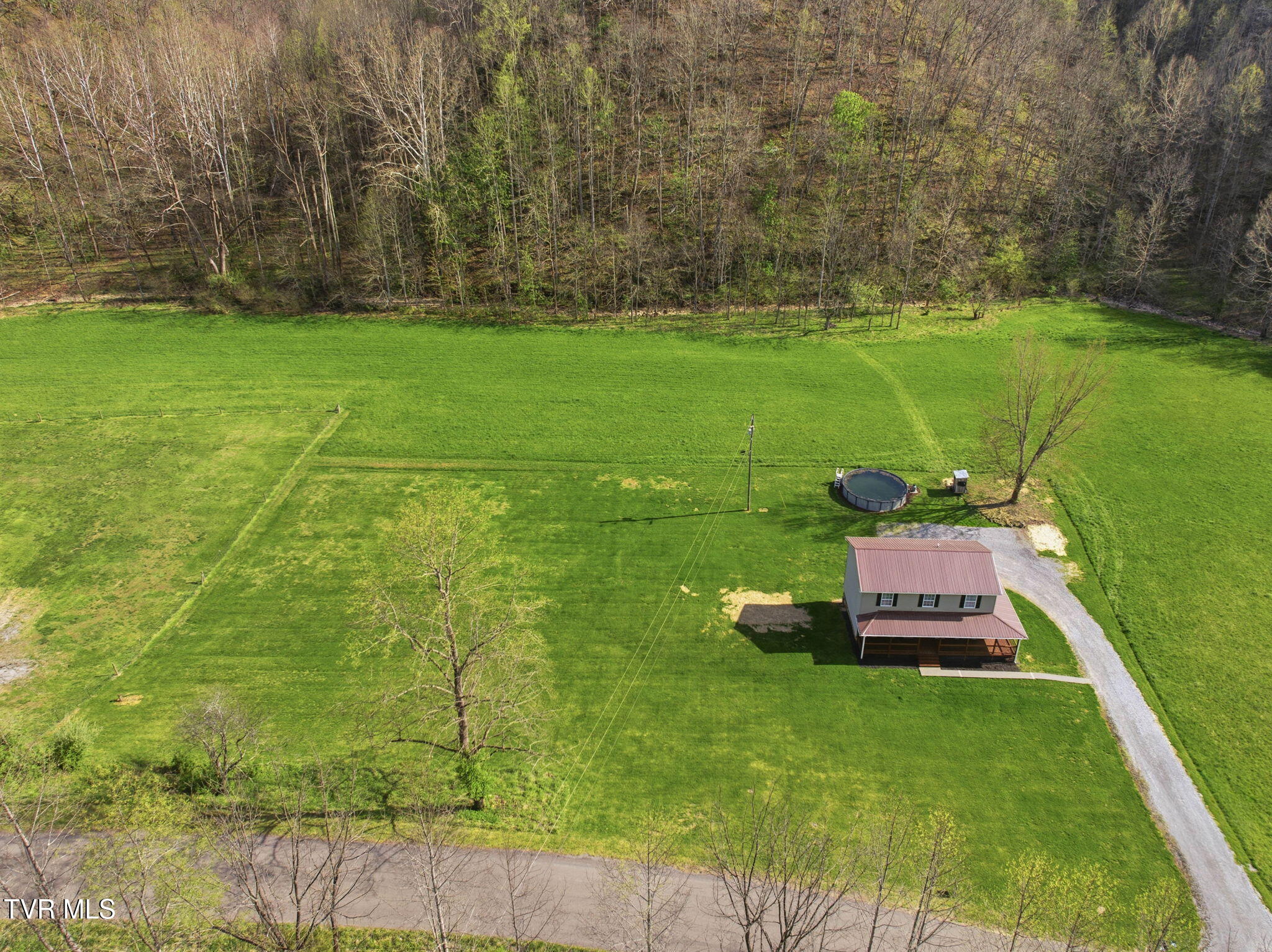 9879 Hunters Valley W Road Duffield, VA 24244 - Photo 35 of 38 35-web-or-mls-9879 Hunters Valley W Rd-3