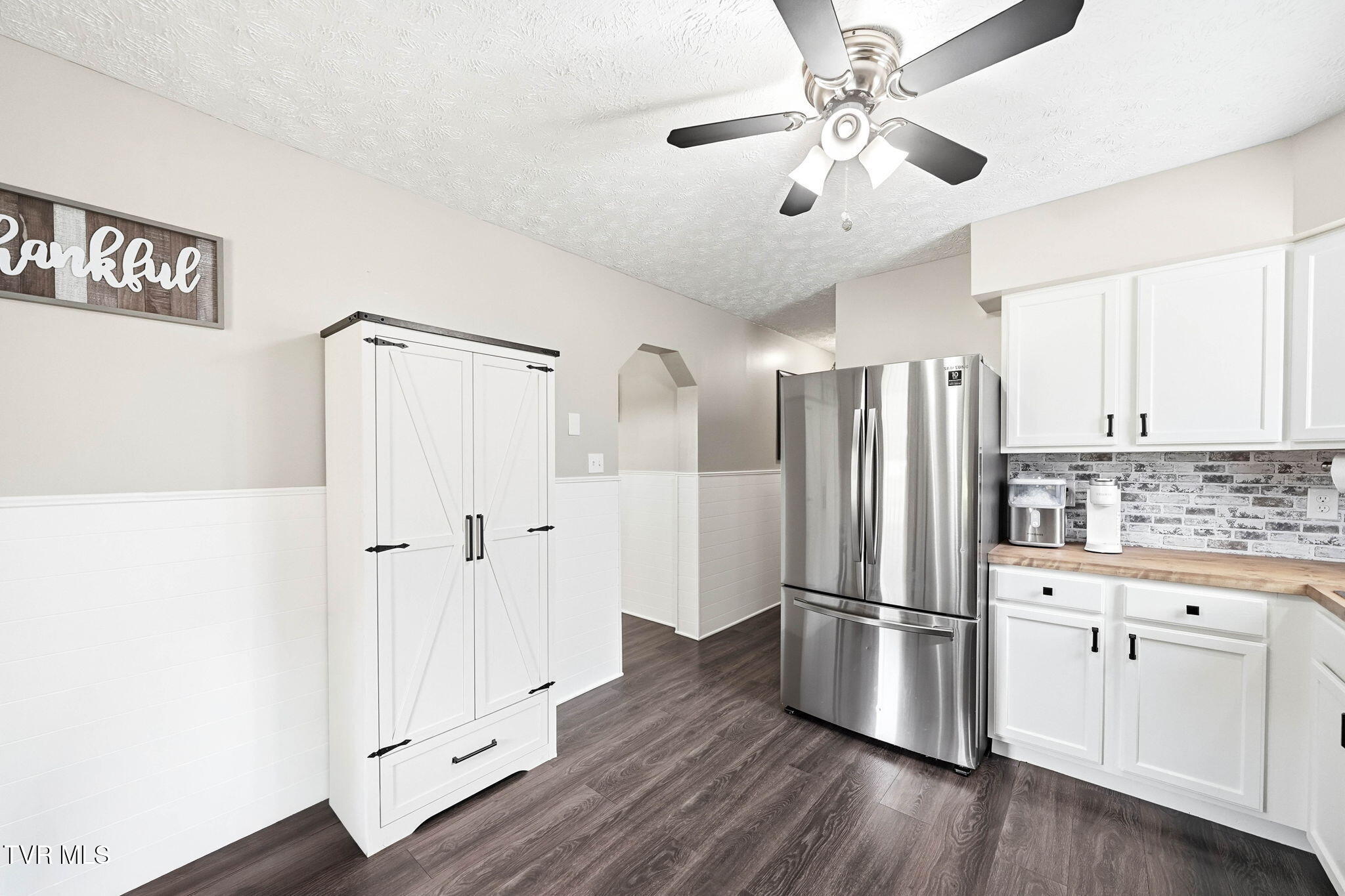 9879 Hunters Valley W Road Duffield, VA 24244 - Photo 9 of 38 9-web-or-mls-9879 Hunters Valley W Rd-9