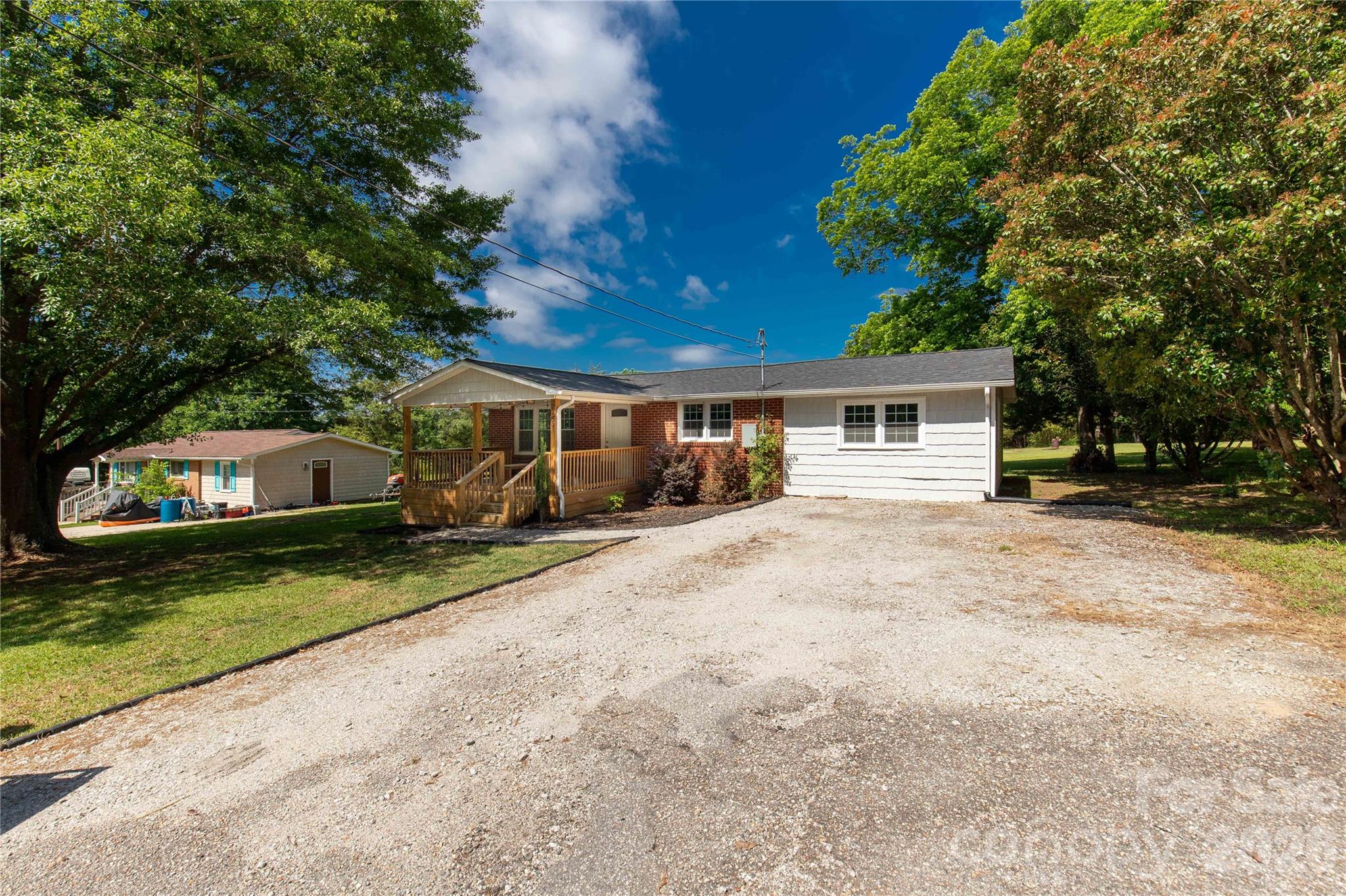 2245 Felly Lane Lancaster, SC 29720 - Photo 2 of 28