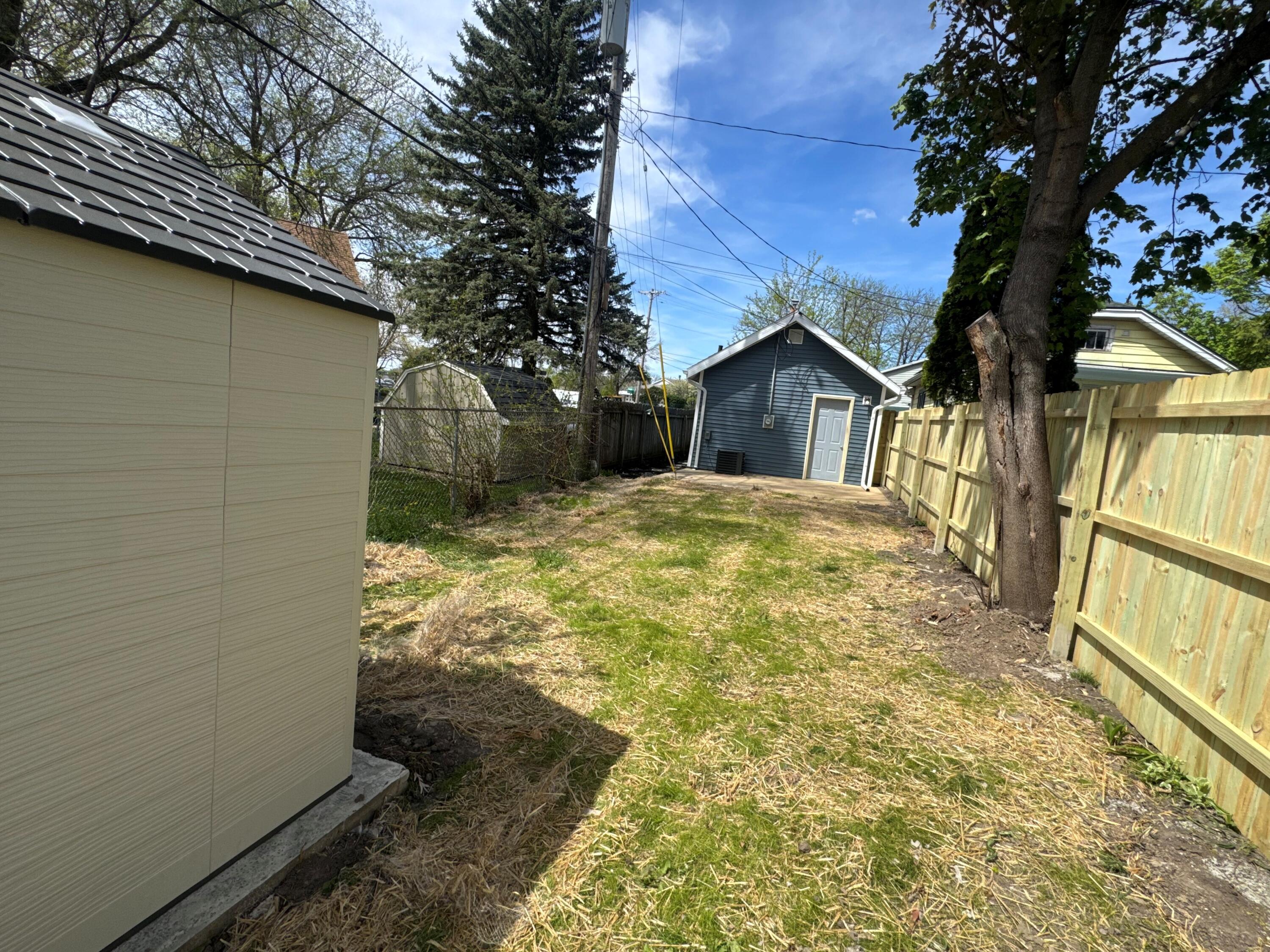 709 Dexter Street Madison, WI 53704 - Photo 16 of 19 Rear elevation