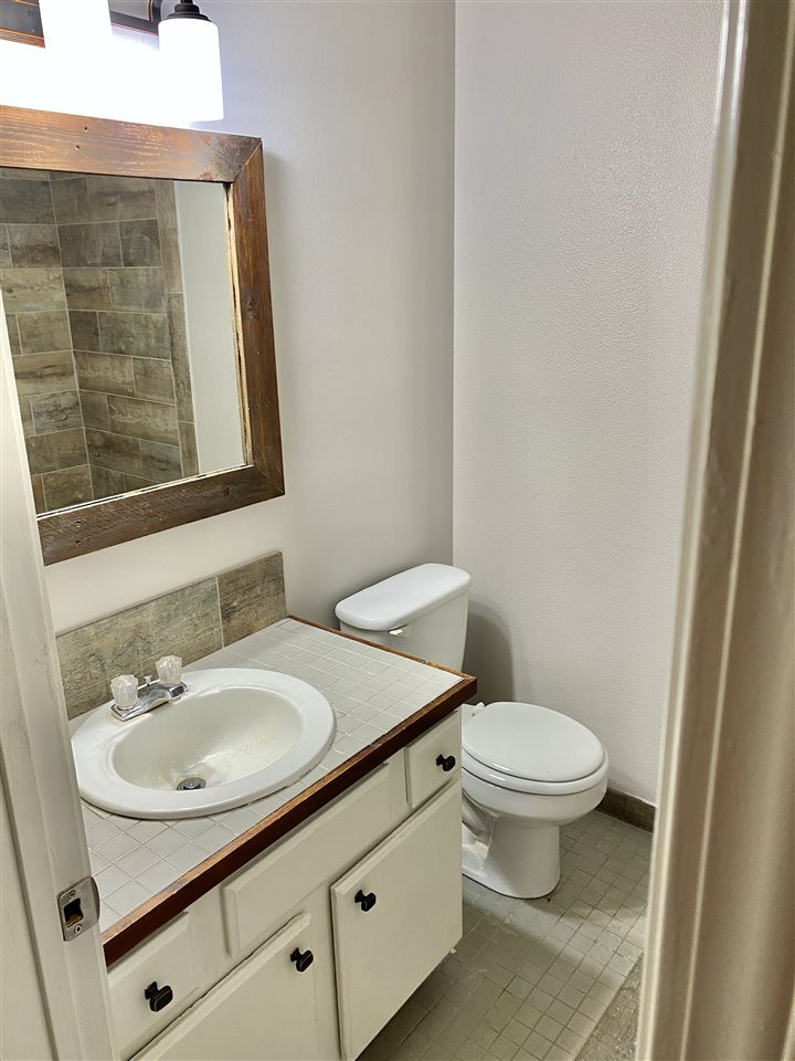 409 Lindale Street, Unit B Clinton, MS 39056 - Photo 3 of 7 Photo 3