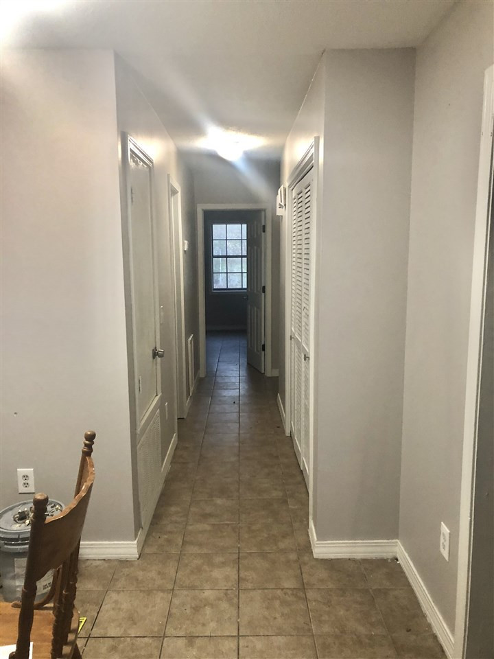 409 Lindale Street, Unit B Clinton, MS 39056 - Photo 4 of 7 Photo 4