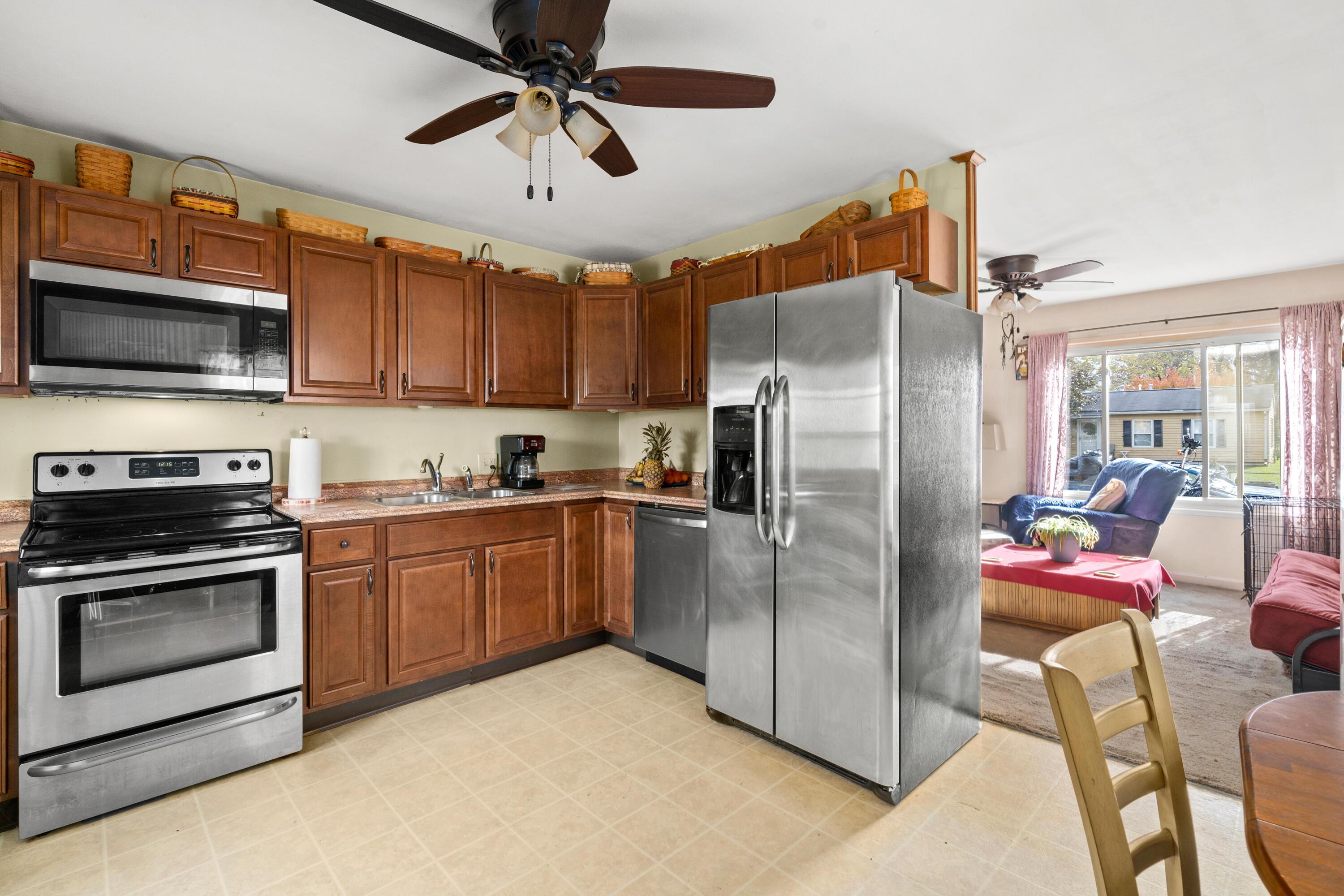 126 Phelps Road Columbus, OH 43207 - Photo 7 of 26 DSC02987
