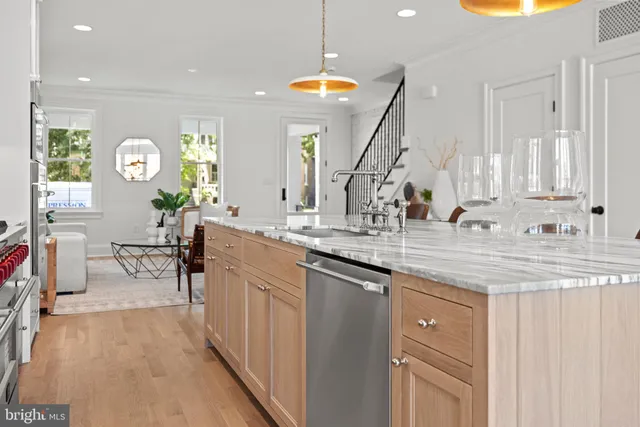 $1,499,999 | 626 I Street Northeast, Washington, DC 20002