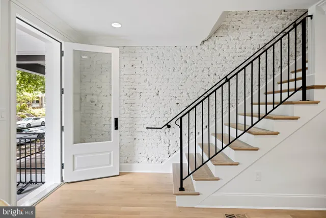 $1,499,999 | 626 I Street Northeast, Washington, DC 20002