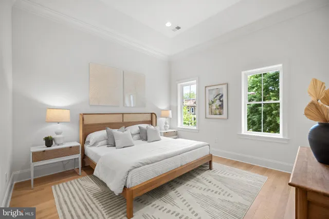 $1,499,999 | 626 I Street Northeast, Washington, DC 20002