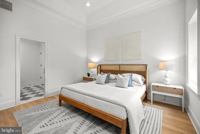 $1,499,999 | 626 I Street Northeast, Washington, DC 20002