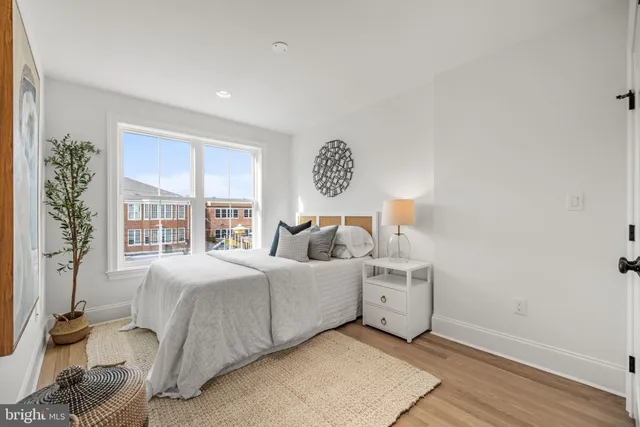 $1,499,999 | 626 I Street Northeast, Washington, DC 20002