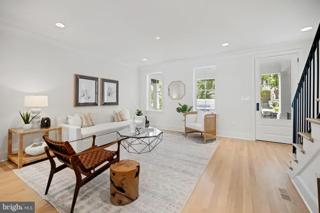 $1,499,999 | 626 I Street Northeast, Washington, DC 20002