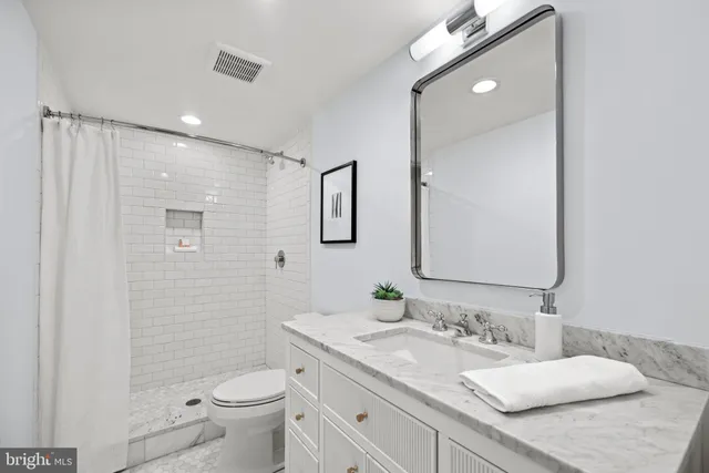 $1,499,999 | 626 I Street Northeast, Washington, DC 20002