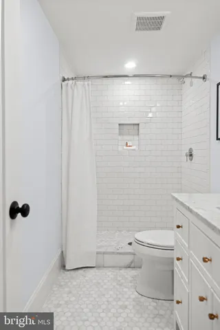 $1,499,999 | 626 I Street Northeast, Washington, DC 20002