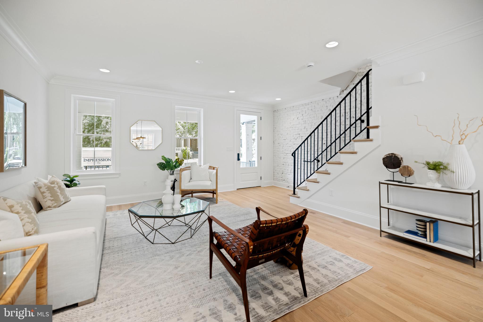 626 I Street Northeast Washington, DC 20002 - Photo 7 of 66 Beautiful hardwood floors throughout.