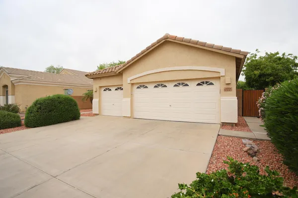 $2,750 | 3210 East Lark Drive, Chandler, AZ 85286