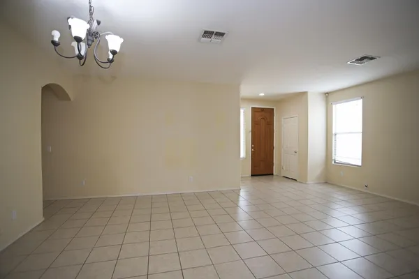 $2,750 | 3210 East Lark Drive, Chandler, AZ 85286