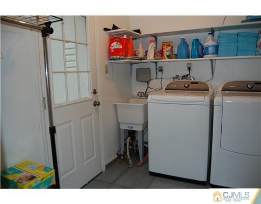 39 Prests Mill Road Old Bridge, NJ 08857 - Photo 12 of 25 Gallery Image 12