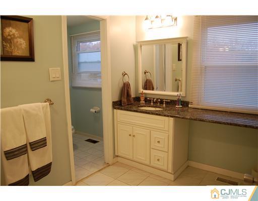 39 Prests Mill Road Old Bridge, NJ 08857 - Photo 14 of 25 Gallery Image 14
