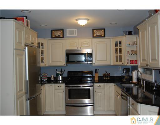 39 Prests Mill Road Old Bridge, NJ 08857 - Photo 6 of 25 Gallery Image 6