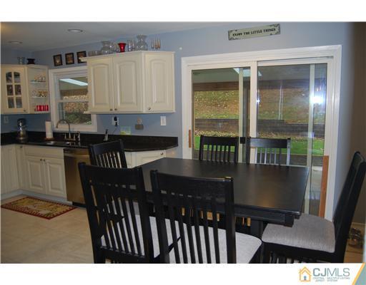 39 Prests Mill Road Old Bridge, NJ 08857 - Photo 7 of 25 Gallery Image 7