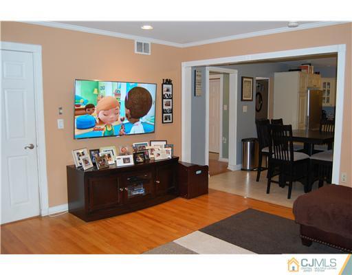 39 Prests Mill Road Old Bridge, NJ 08857 - Photo 10 of 25 Gallery Image 10