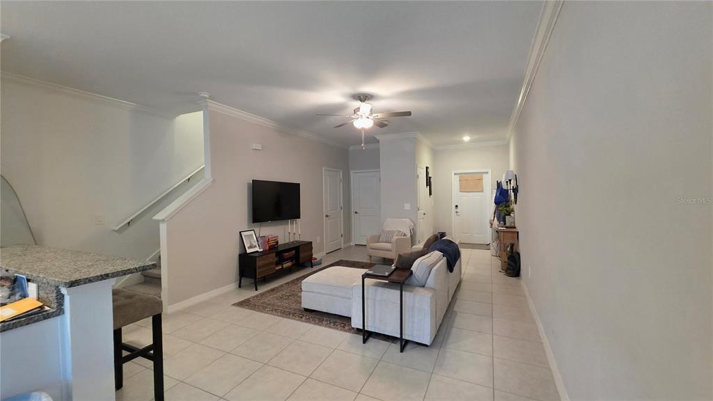 36352 Wl Hl Way Zephyrhills, FL 33541 - Photo 4 of 32