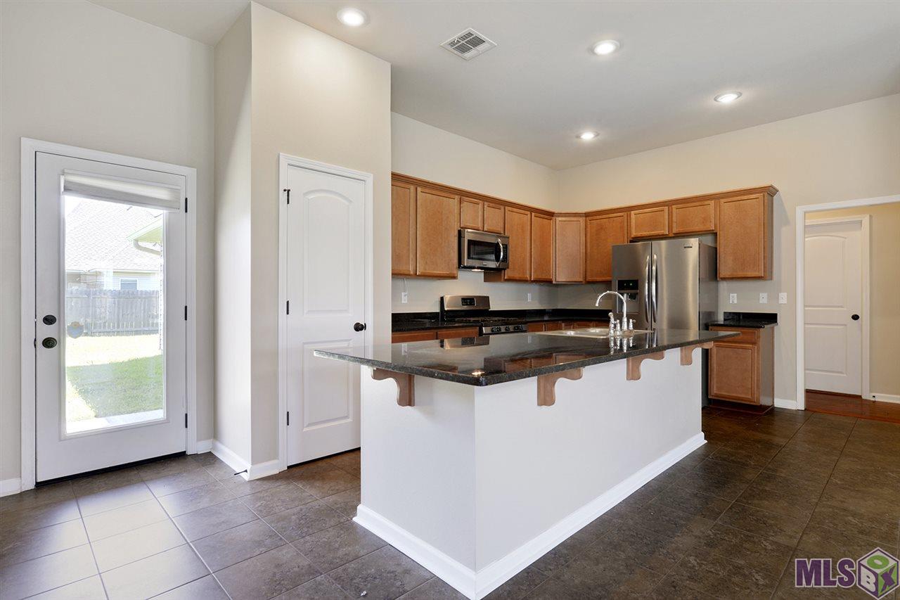 8553 Abertay Avenue Baton Rouge, LA 70820 - Photo 1 of 10 Gallery Image 1