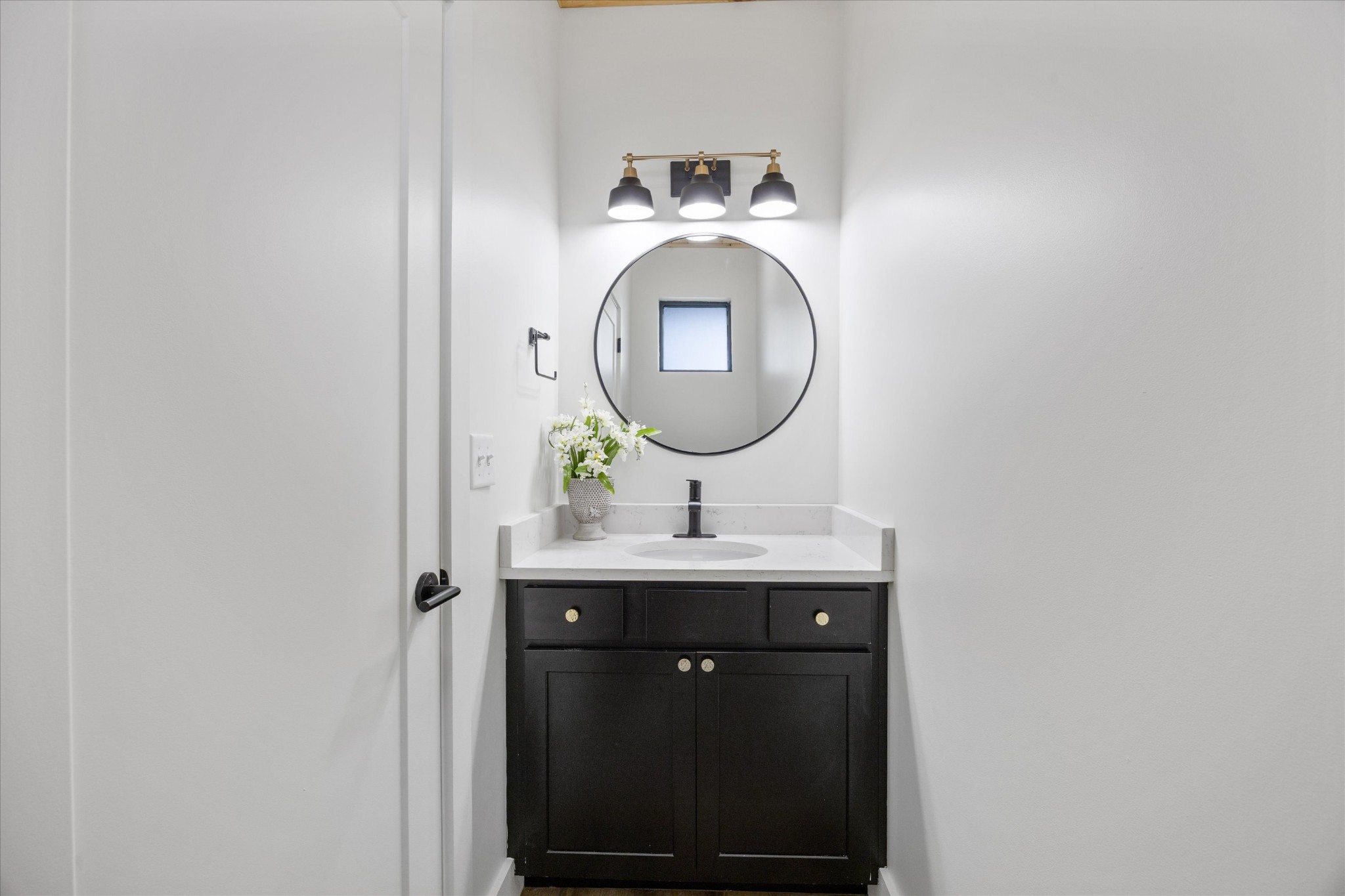 1134 Reedmont Way Sevierville, TN 37876 - Photo 21 of 42 a bathroom with a sink and a mirror