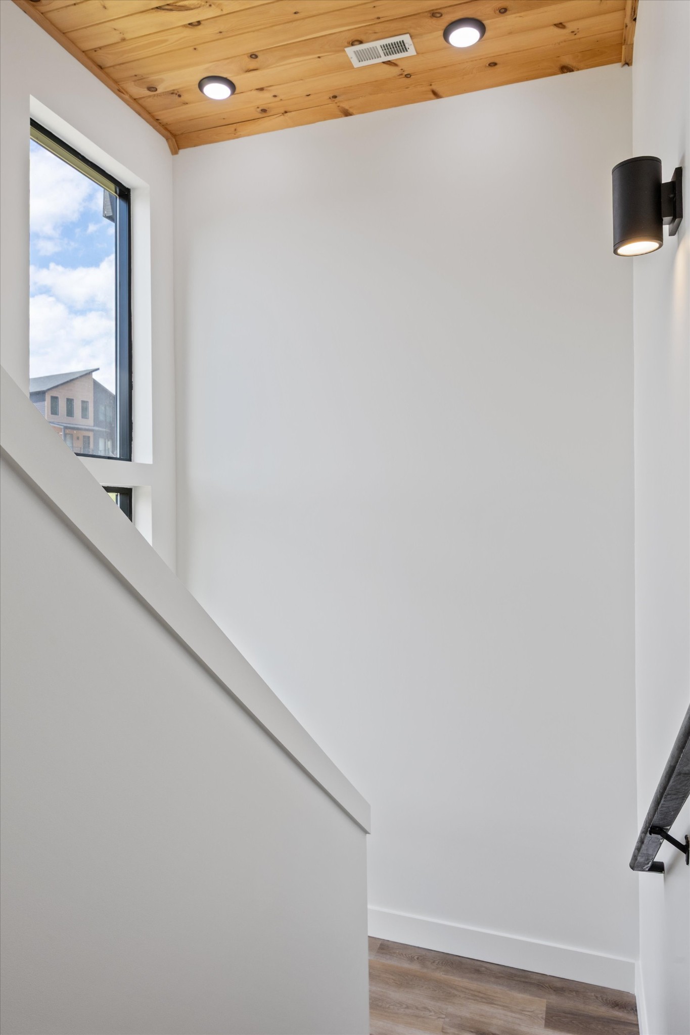 1134 Reedmont Way Sevierville, TN 37876 - Photo 22 of 42 a view of a hallway