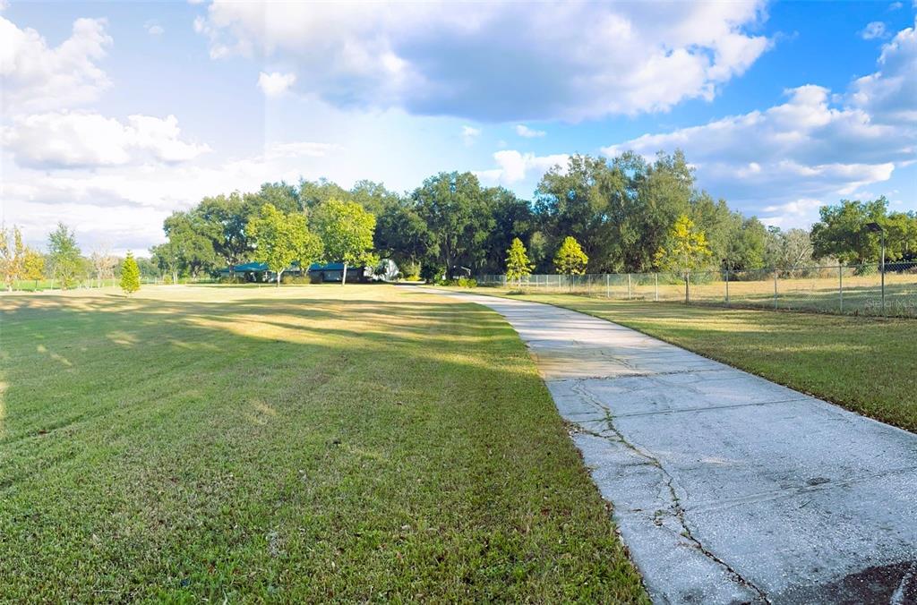 9471 McIntosh Road Dover, FL 33527 - Photo 22 of 29
