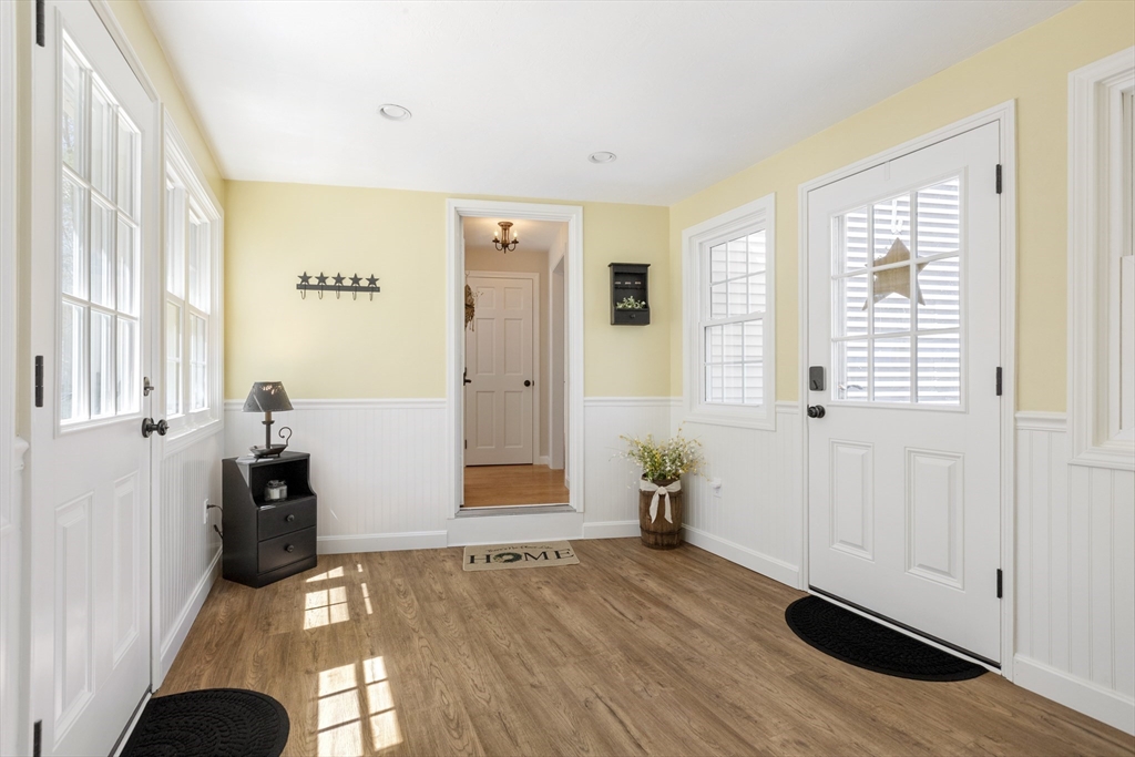 5 Spring Street Douglas, MA 01516 - Photo 5 of 42