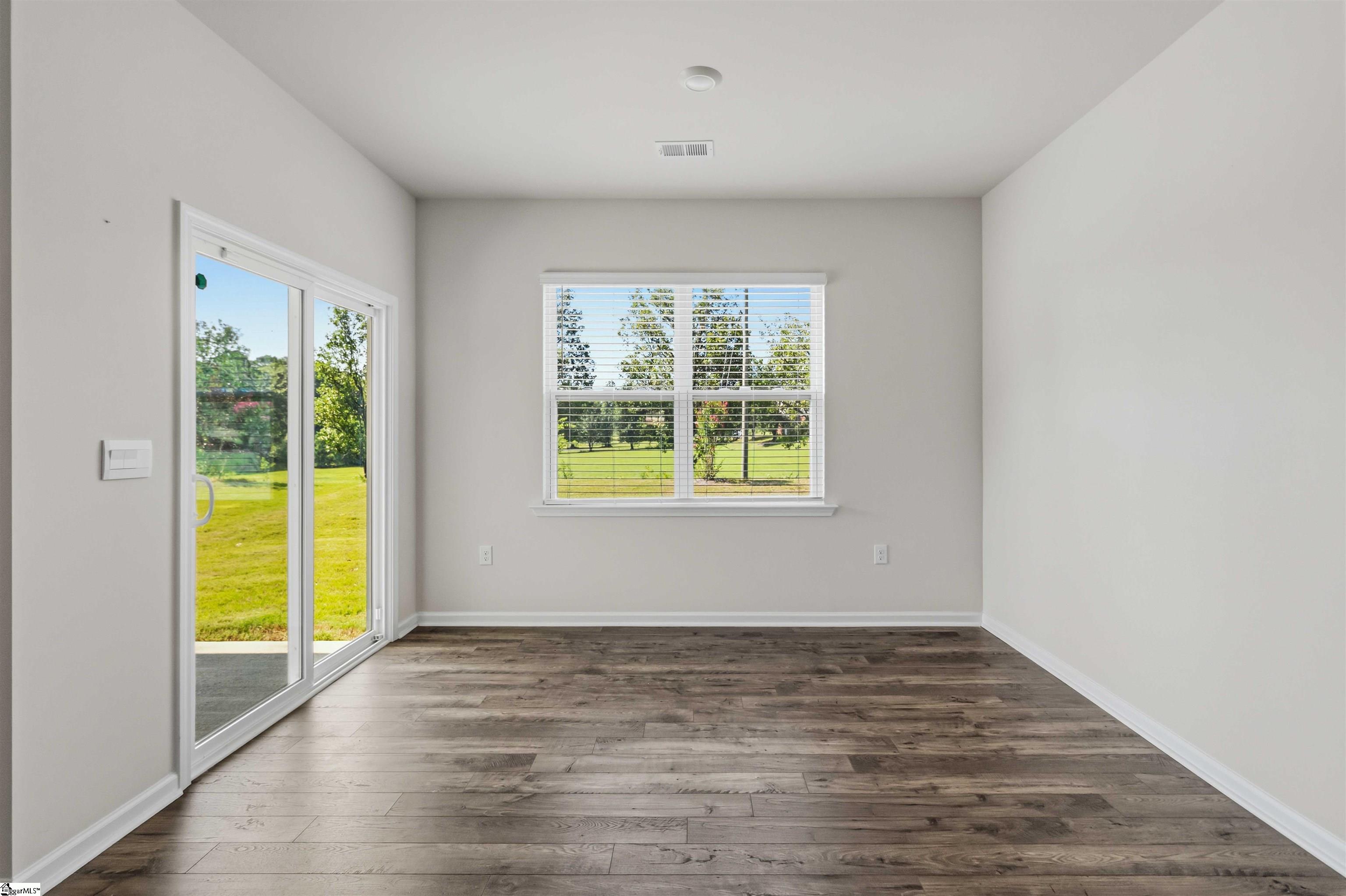 707 Bayridge Road Simpsonville, SC 29680 - Photo 5 of 23
