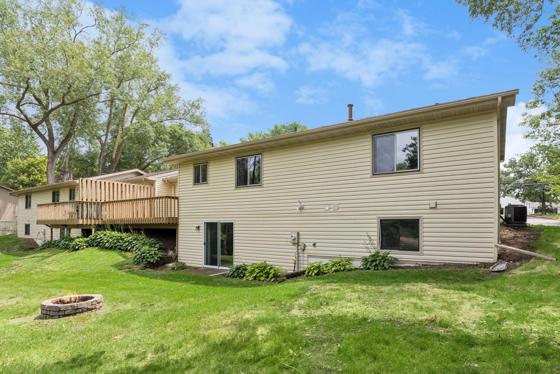 12216 Pioneer Road Minnetonka, MN 55343 - Photo 14 of 35