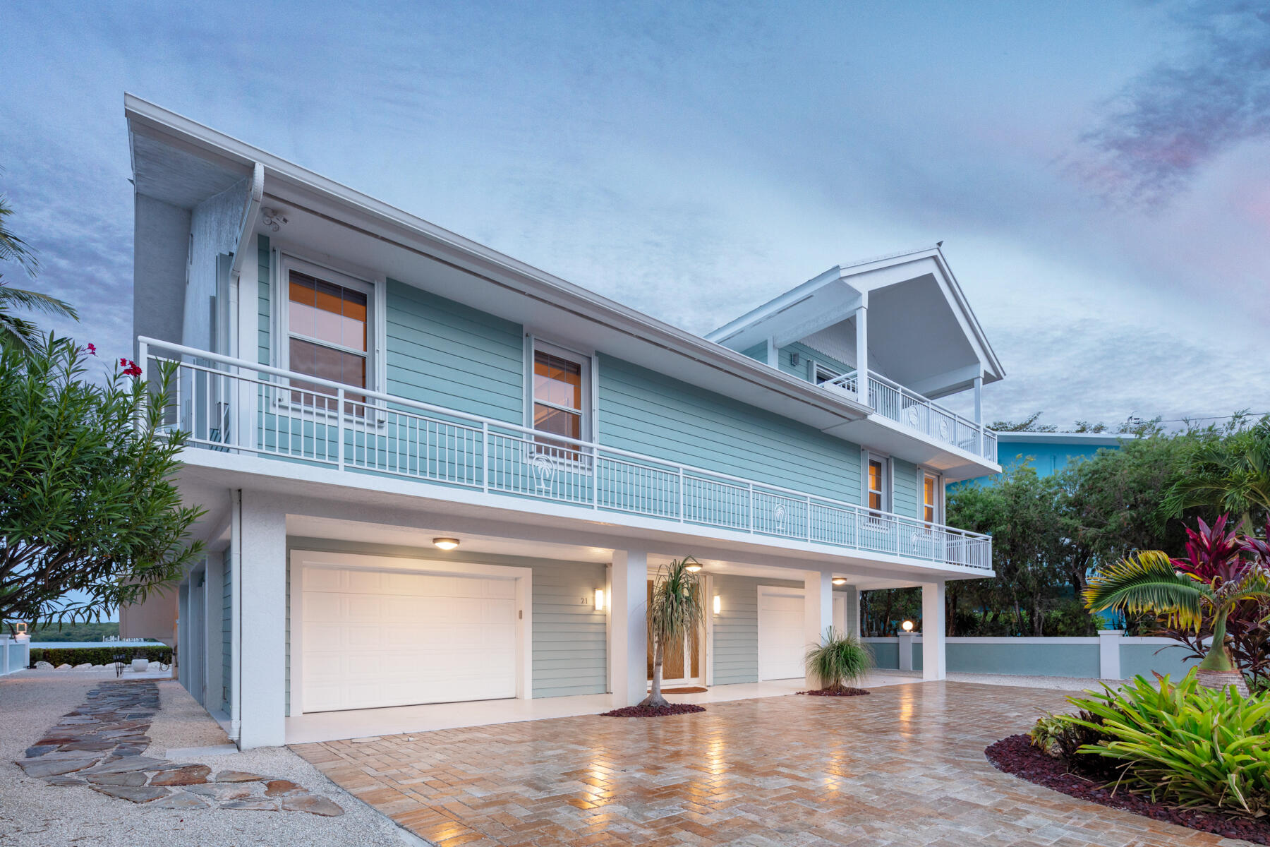 21 Mutiny Place Key Largo, FL 33037 - Photo 52 of 57 Dusk views